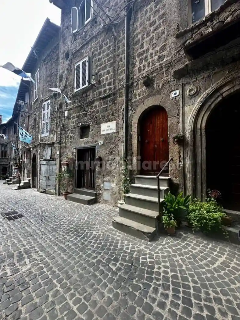 Appartamento in vendita a Ronciglione