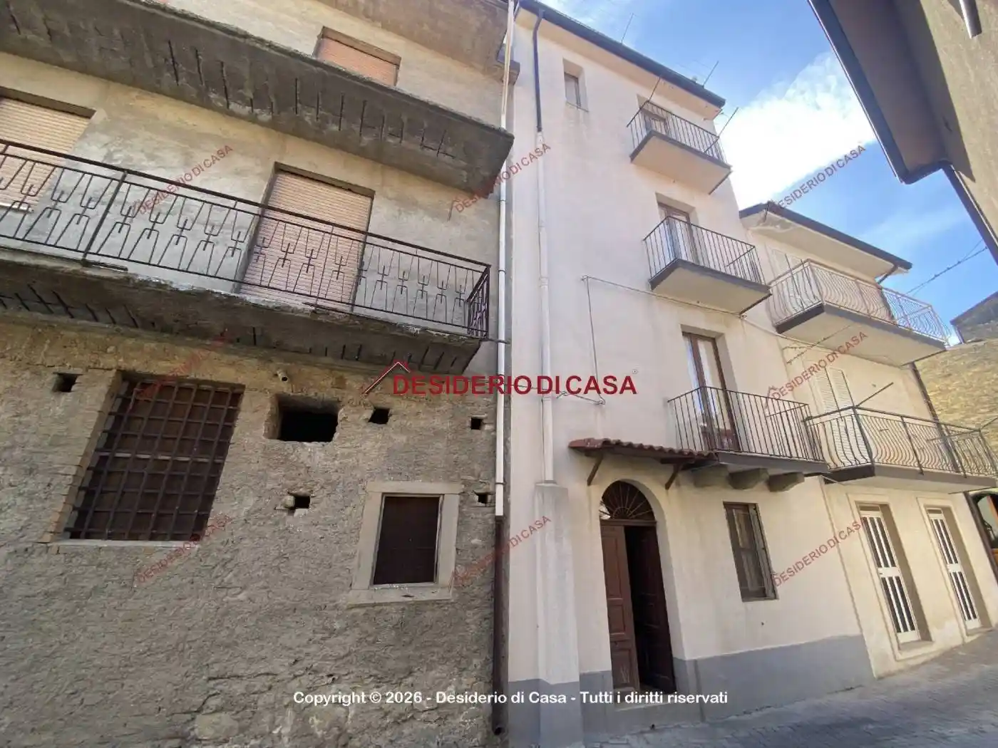 Casa indipendente in vendita a Montalbano Elicona