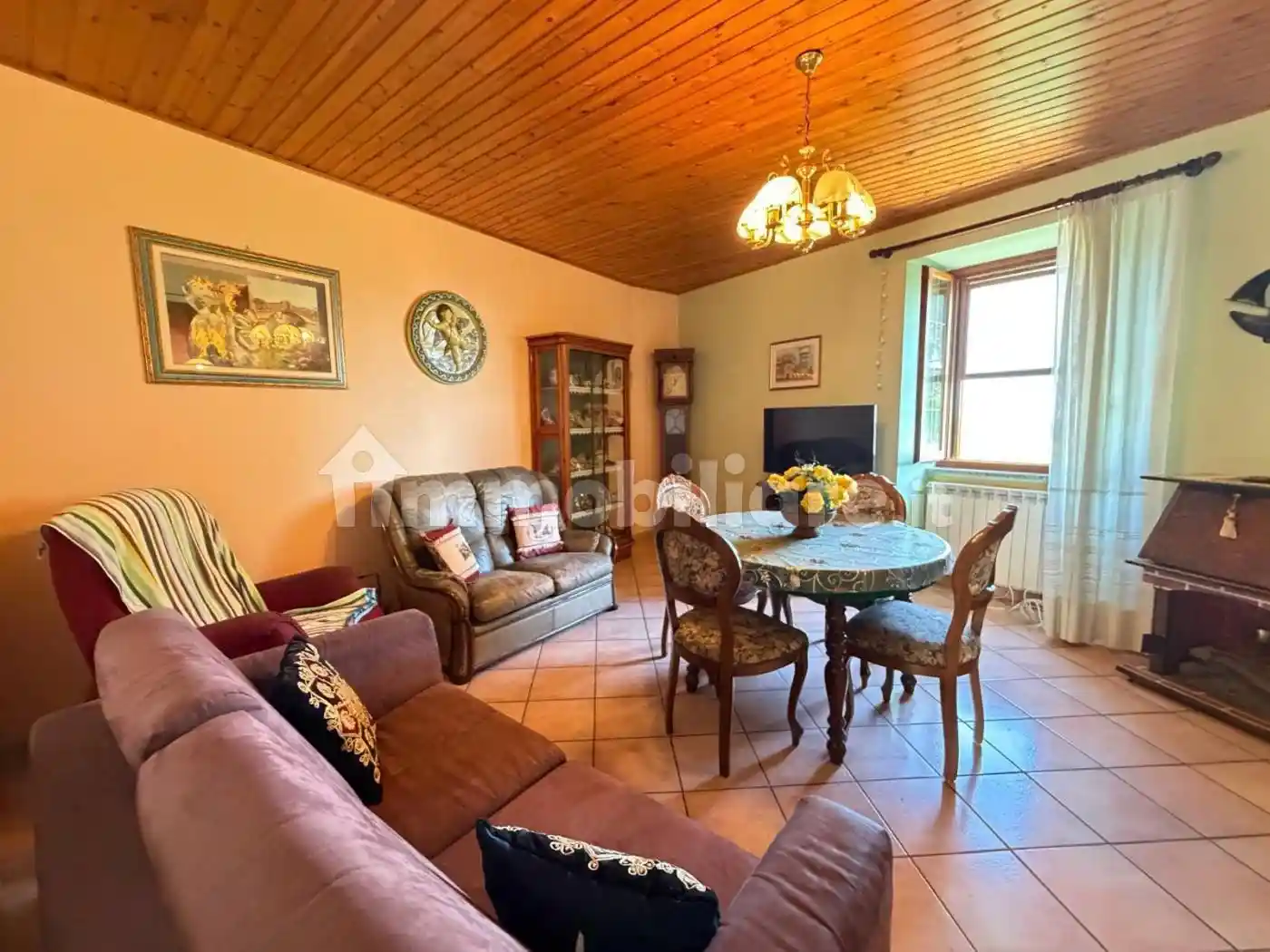 Casa indipendente in vendita a San Marcello