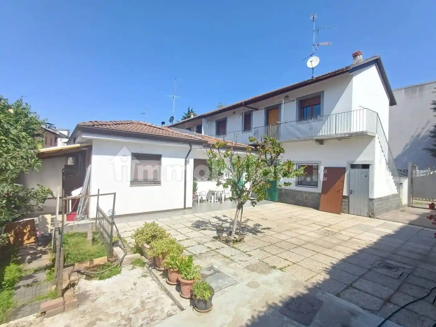 Villa in vendita a Novara