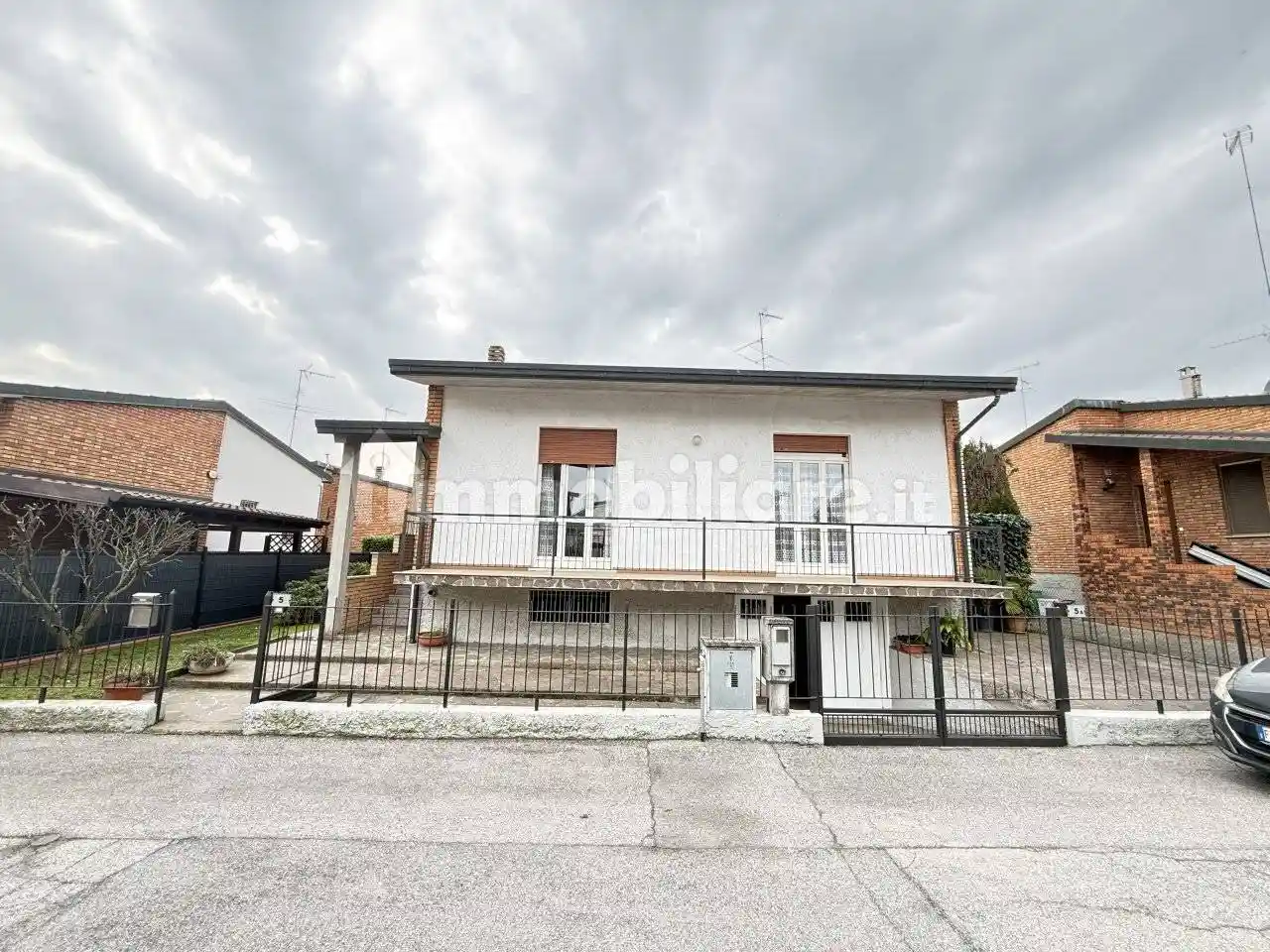 Villa in vendita a Cremona