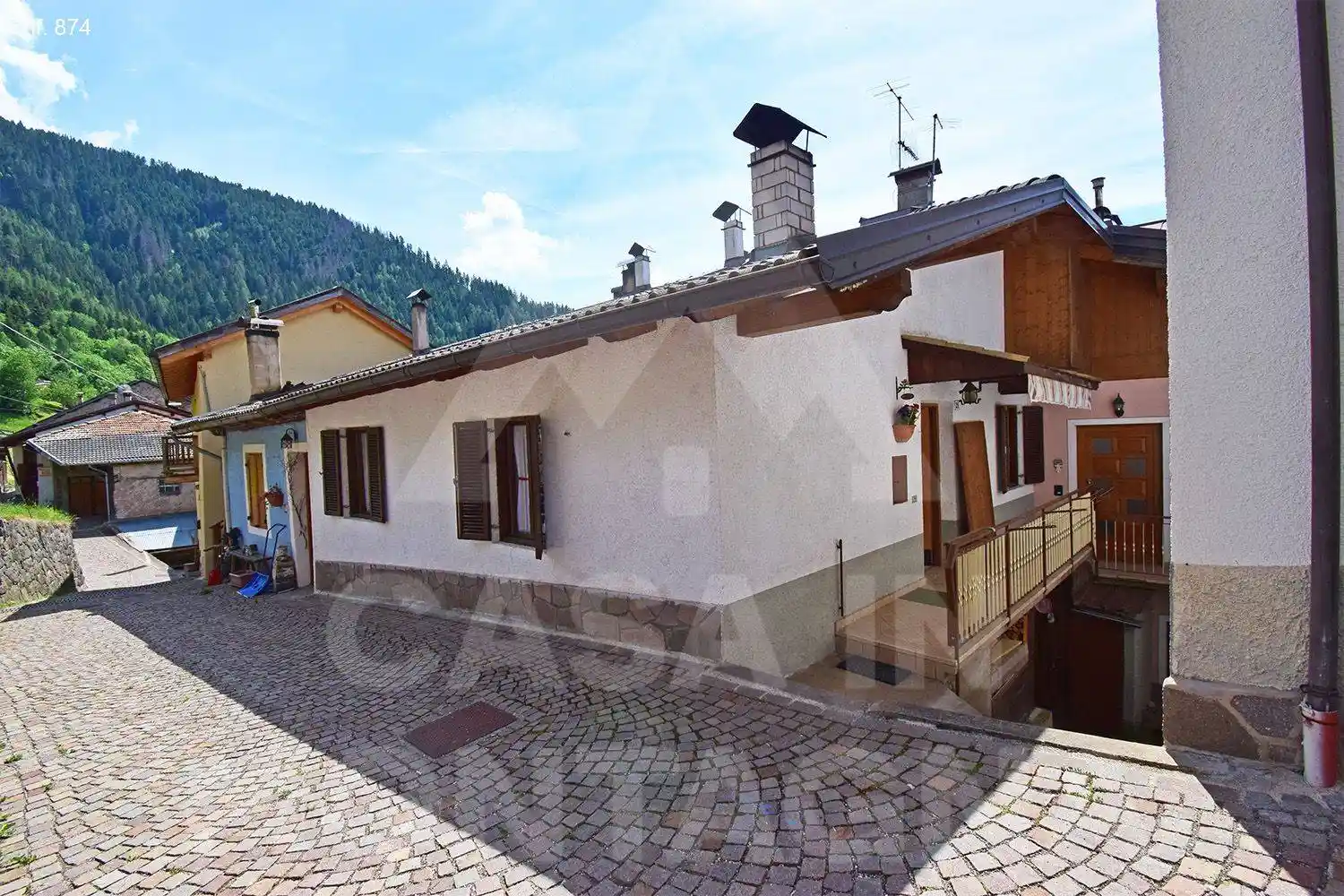 Appartamento in vendita a Valfloriana