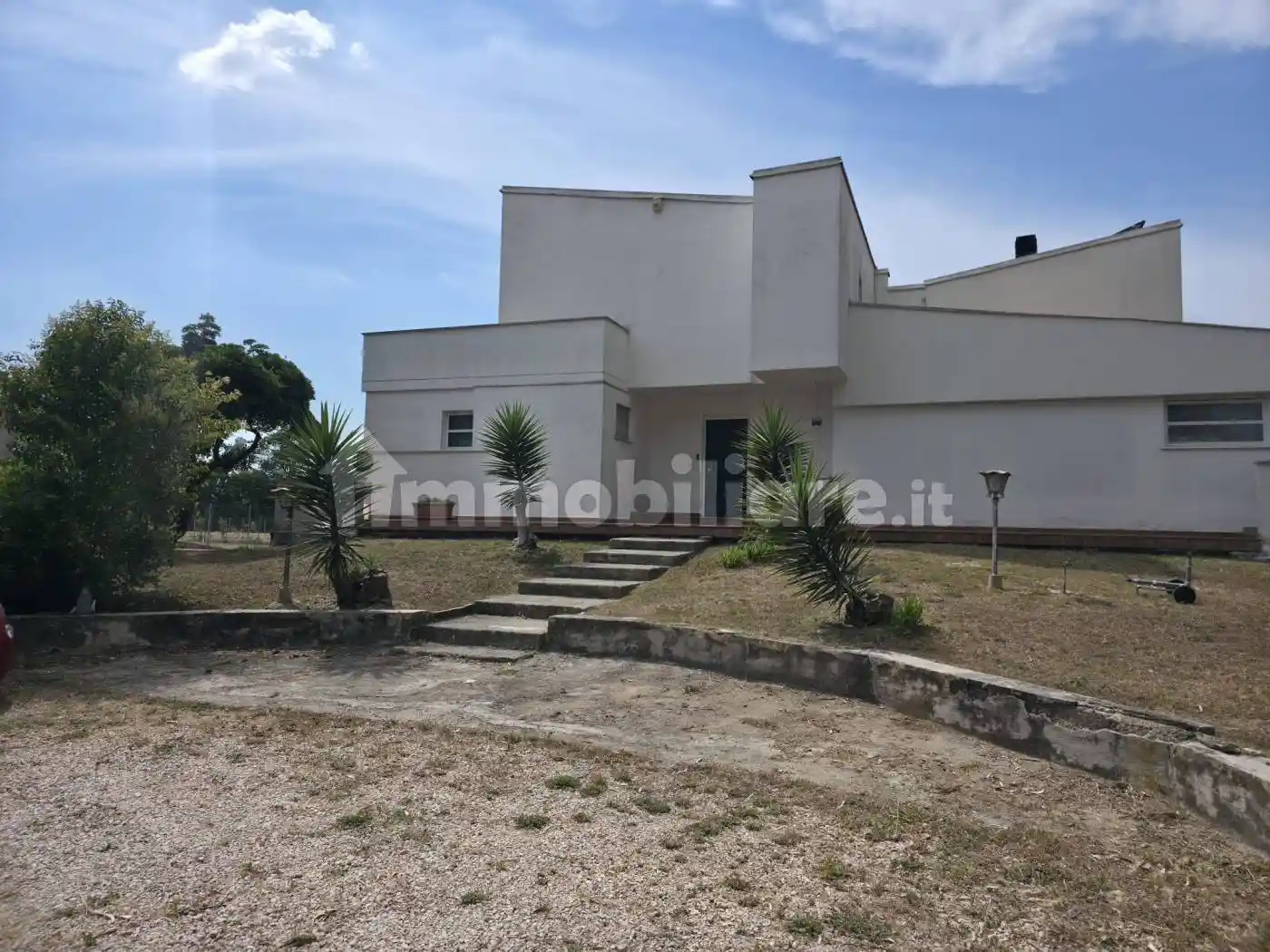 Villa in vendita a Latina