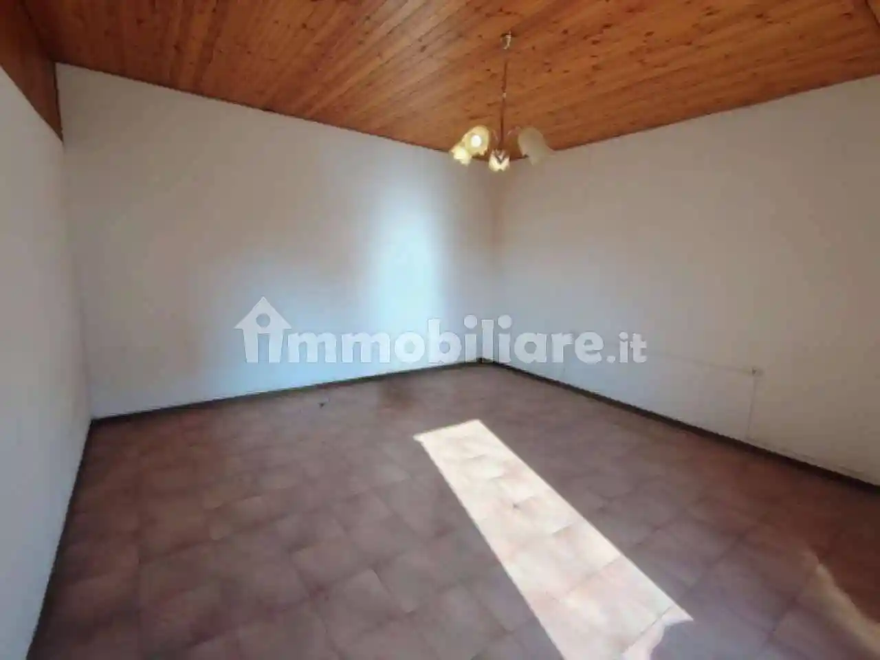 Casa indipendente in vendita a Prato