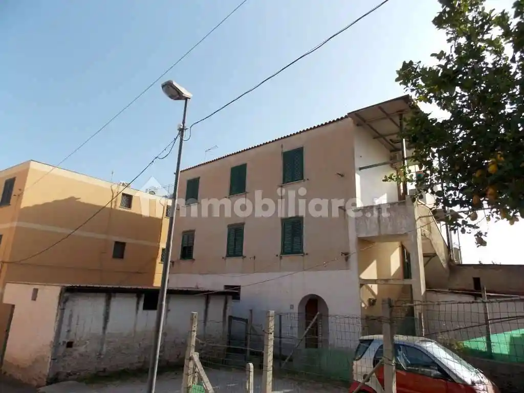Palazzo - Edificio in vendita a Monte di Procida