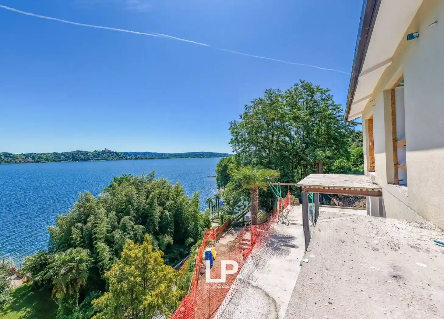Villa in vendita a Meina
