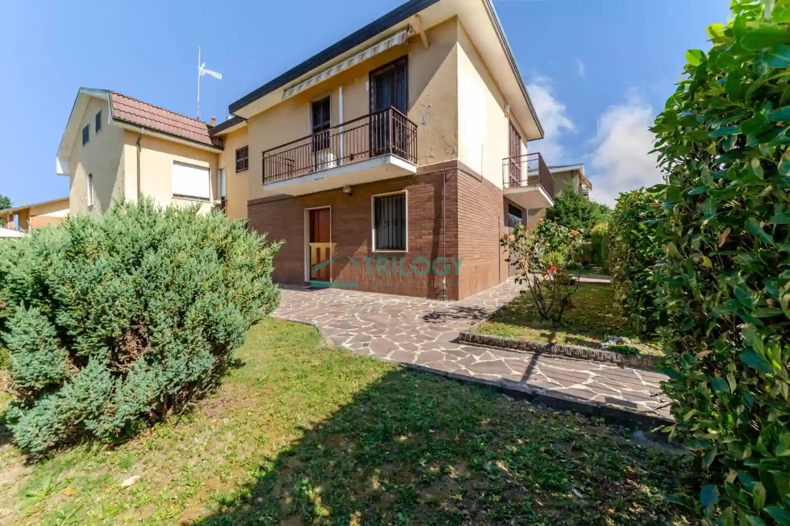 Villa - foto 2