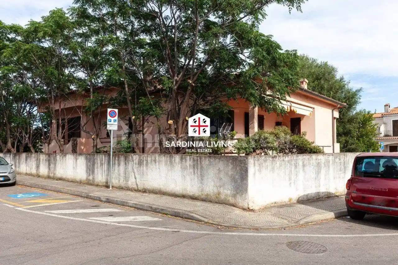 Villa in vendita a Olbia