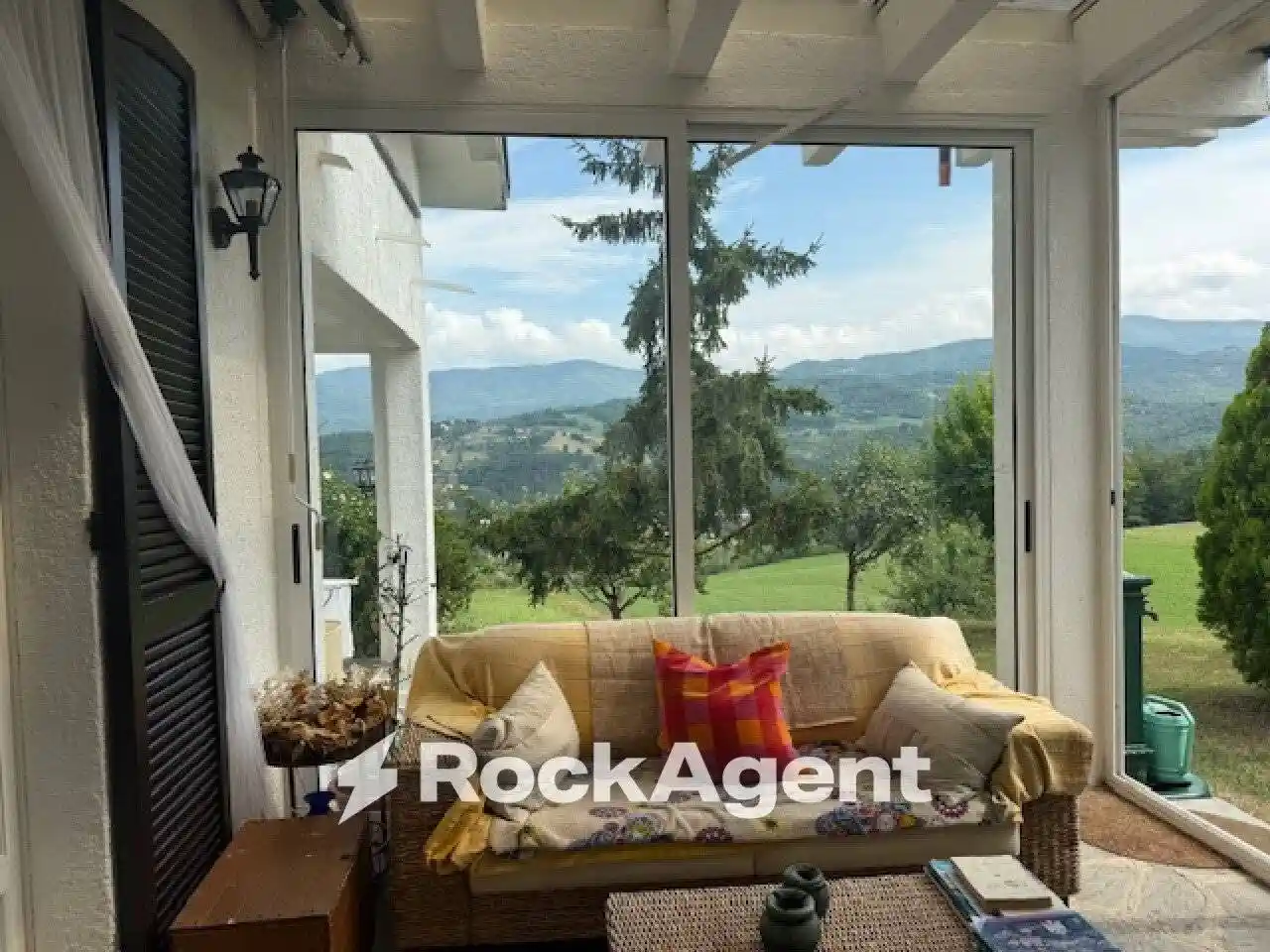 Villa in vendita a Borgo Val di Taro