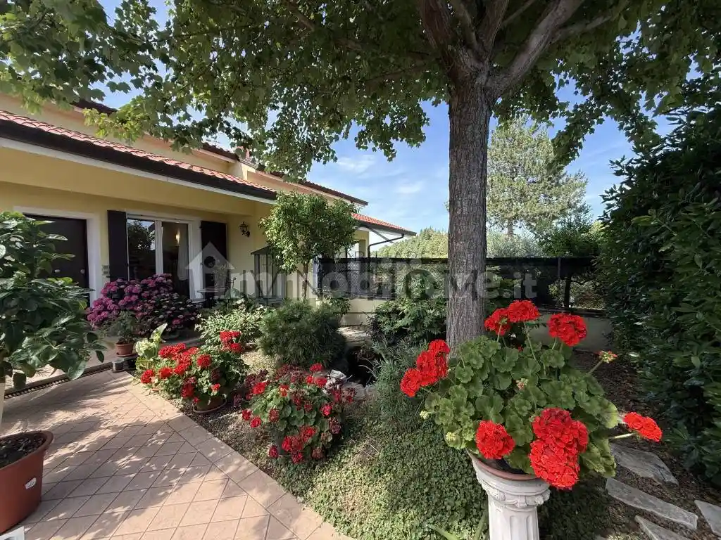 Casa indipendente in vendita a Roncofreddo