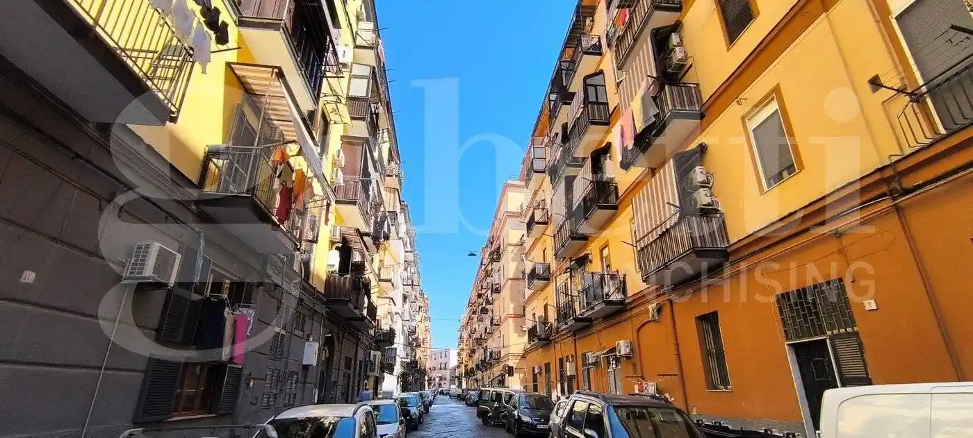 Appartamento in vendita a Napoli