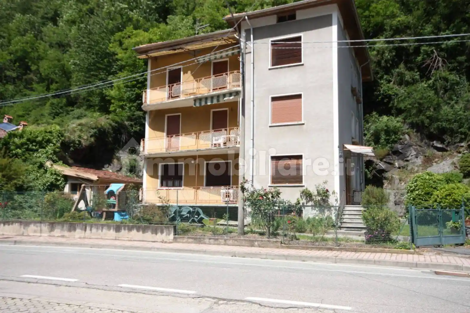 Casa indipendente in vendita a Varallo