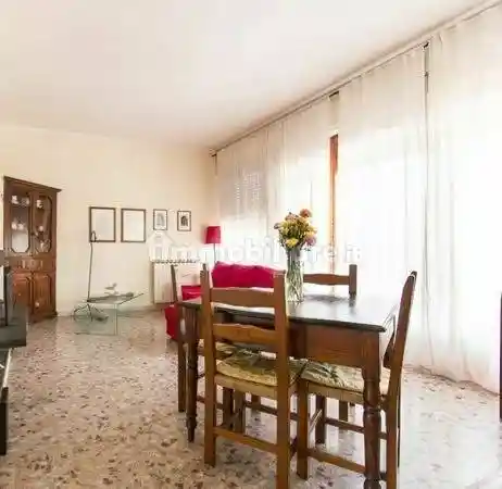 Appartamento in vendita a Villa d'Adda
