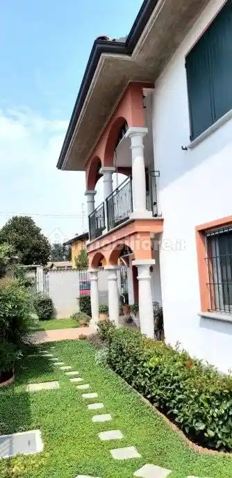 Villa in vendita a Garlasco