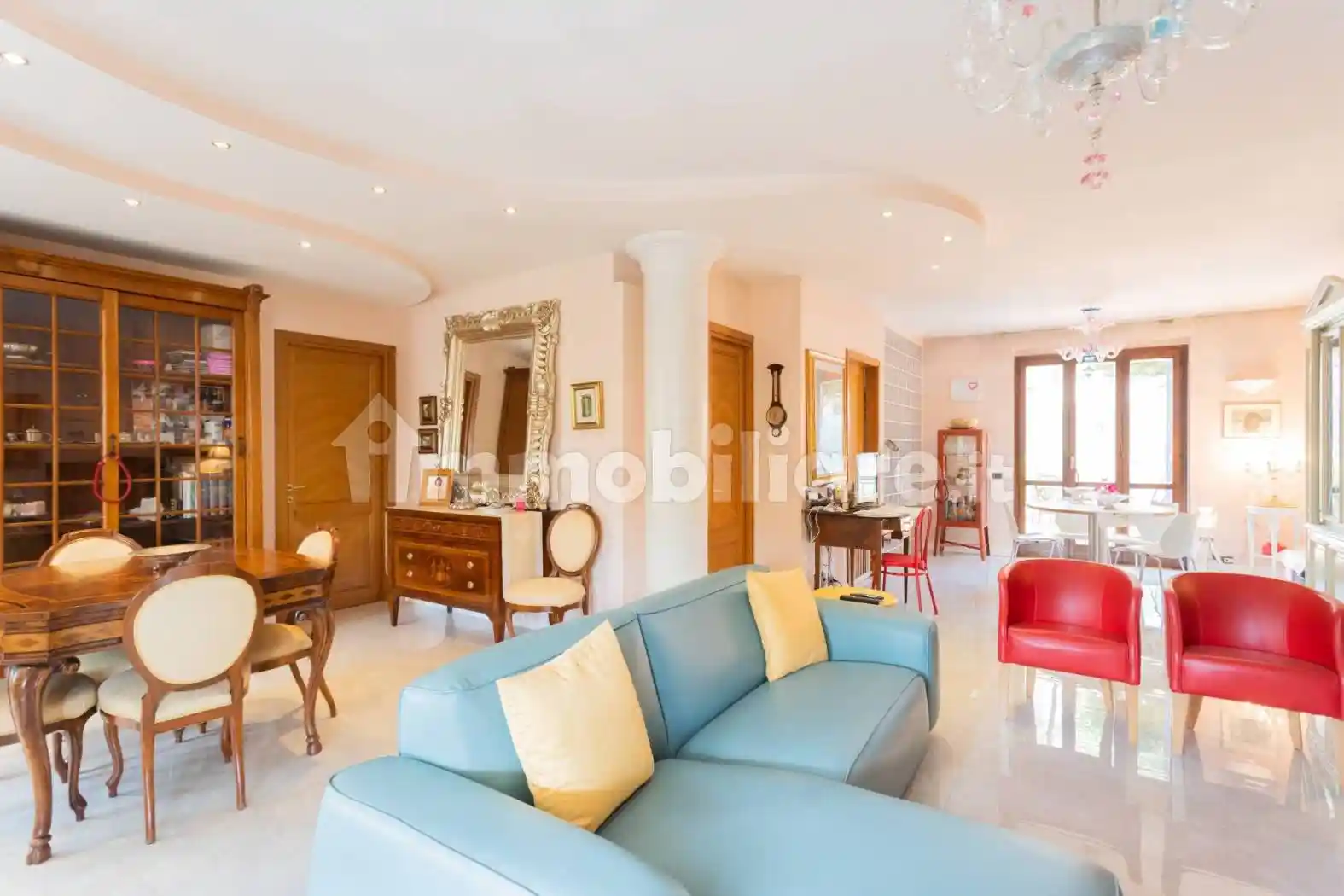 Villa in vendita a Besana in Brianza