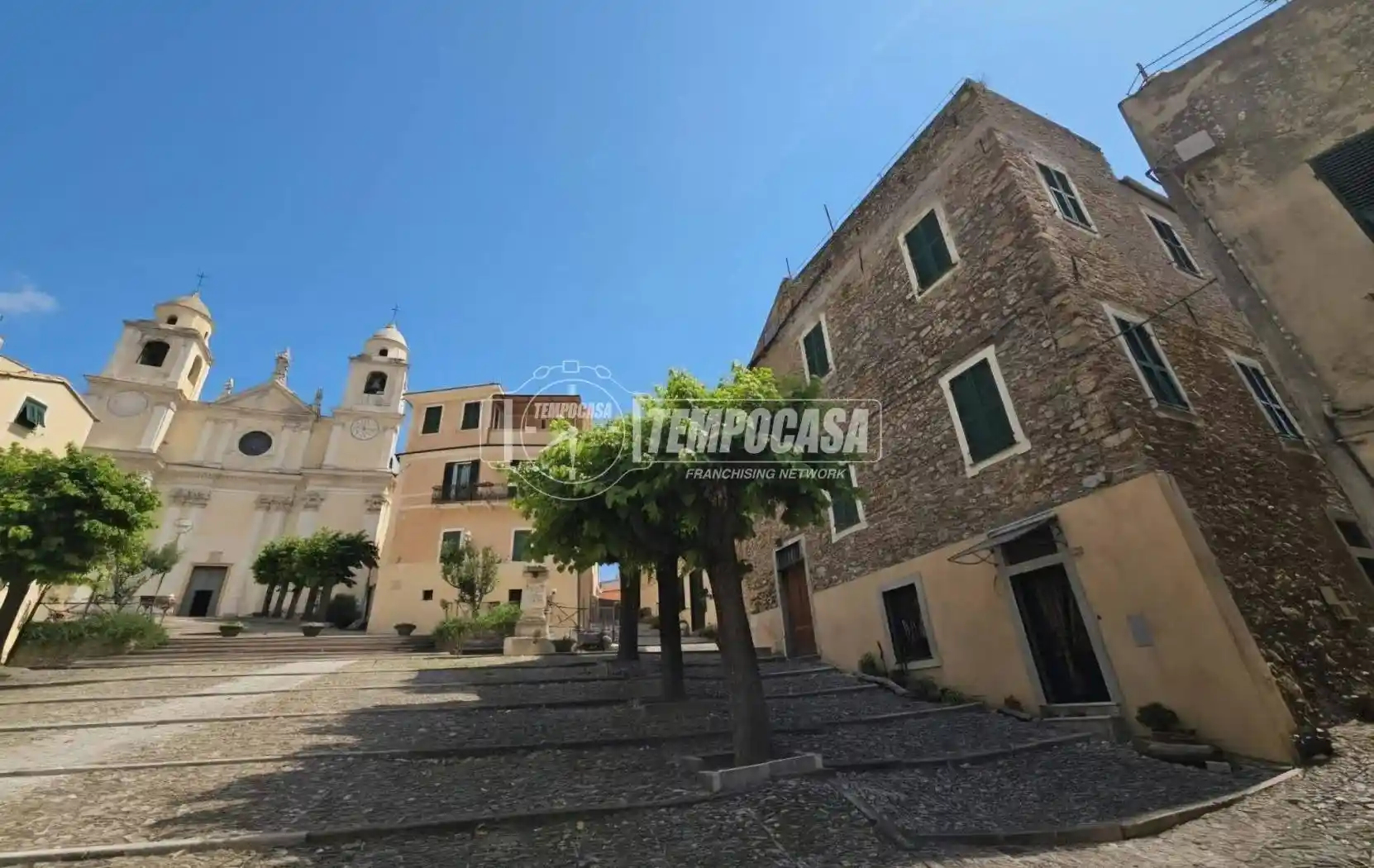 Appartamento in vendita a Borgio Verezzi