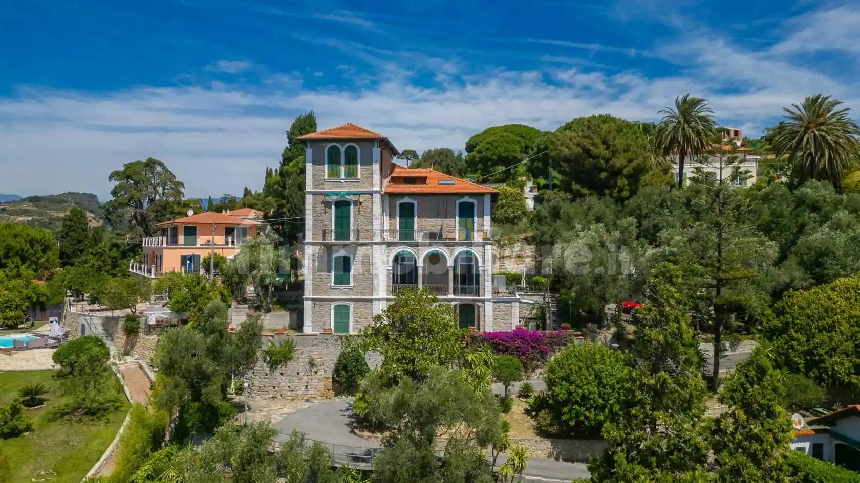 Appartamento in vendita a Bordighera