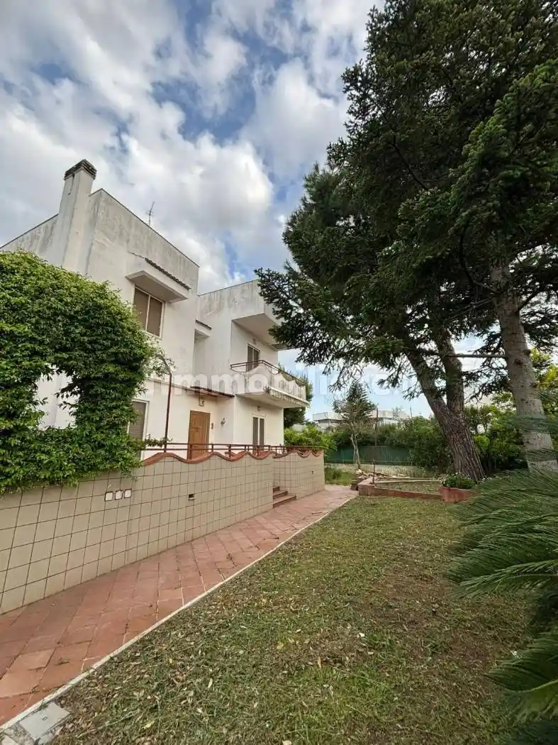Villa in vendita a Valenzano