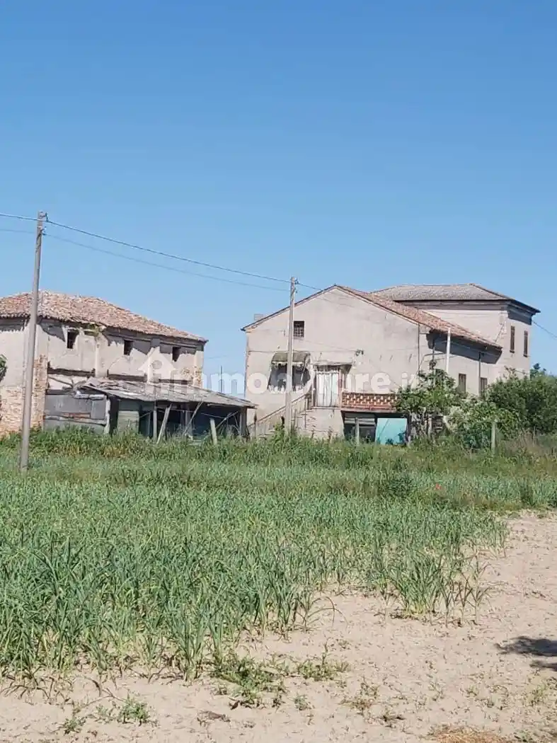 Rustico - Casale in vendita a Ceregnano