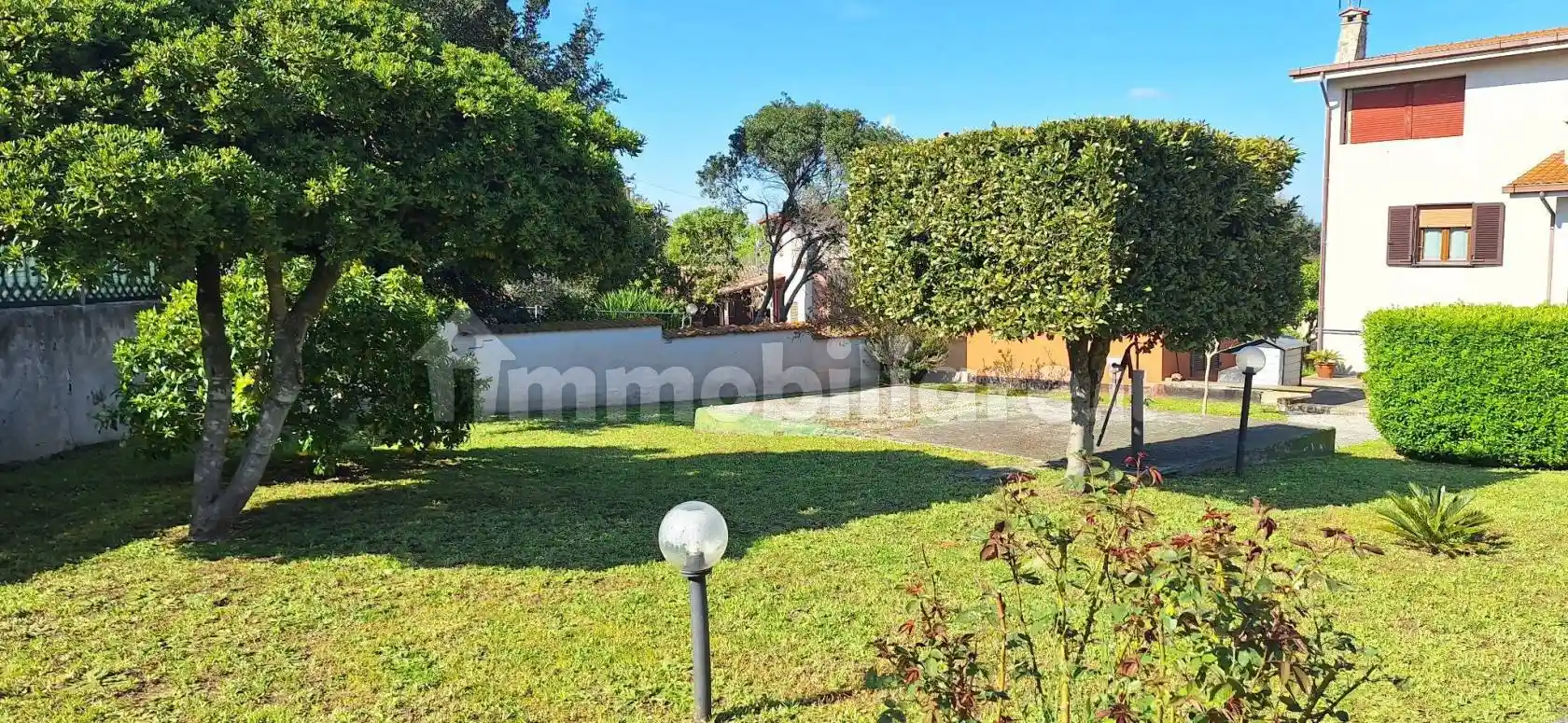 Villa in vendita a Aprilia