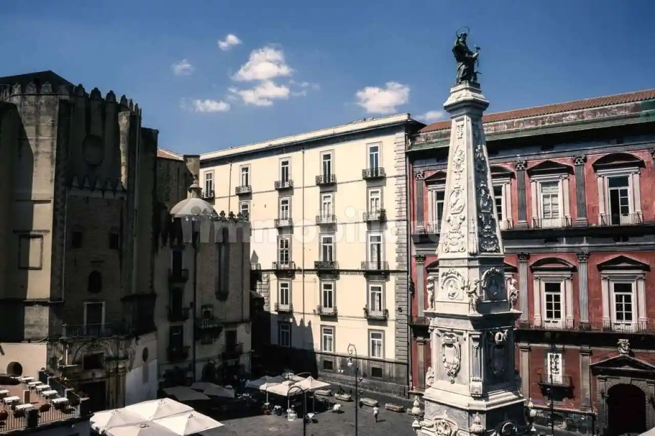 Appartamento in vendita a Napoli