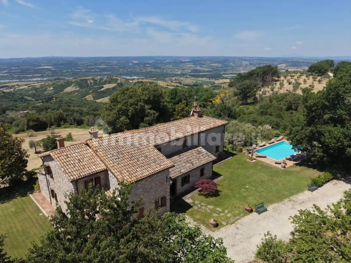 Rustico - Casale in vendita a Guardea