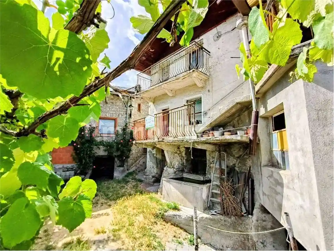 Casa indipendente in vendita a Verrayes