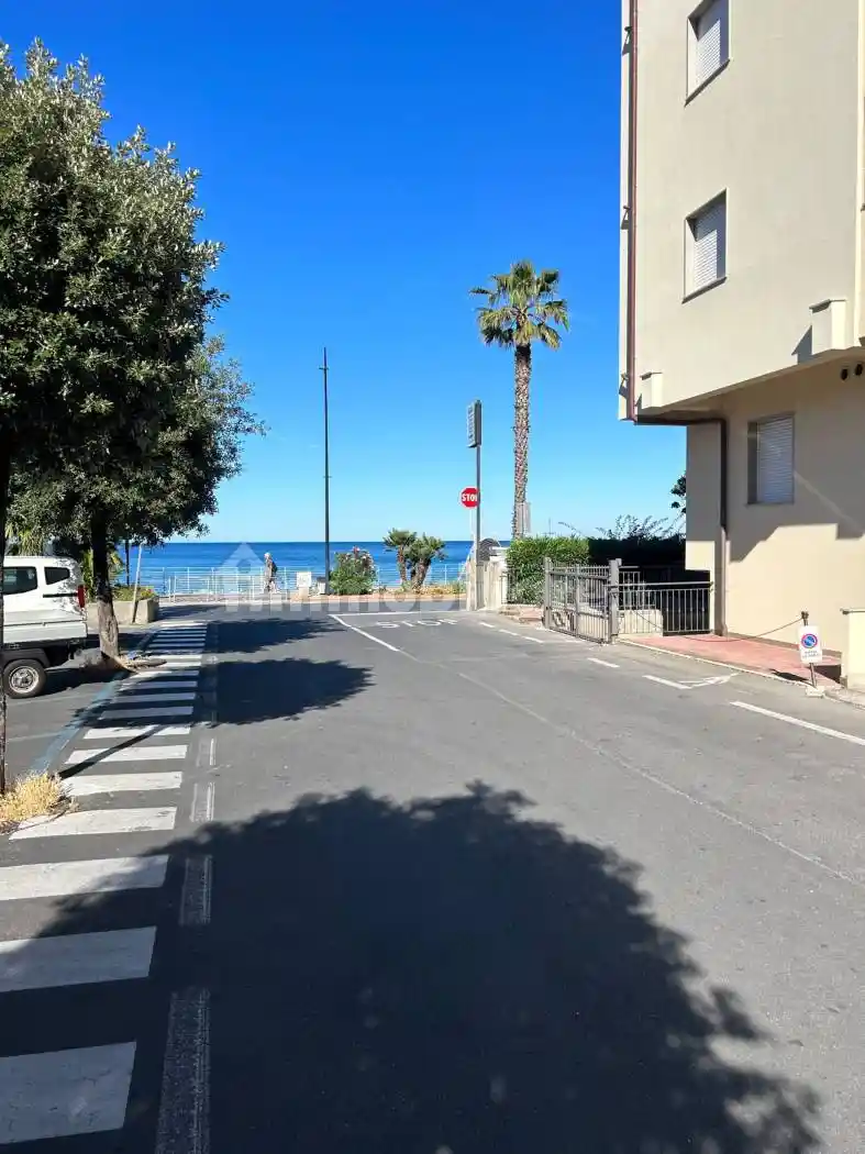 Appartamento in vendita a Laigueglia