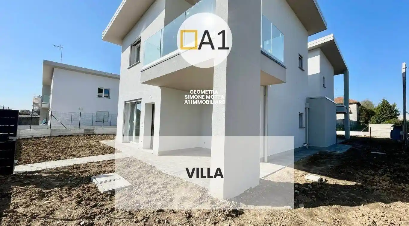 Villa in vendita a Lazzate