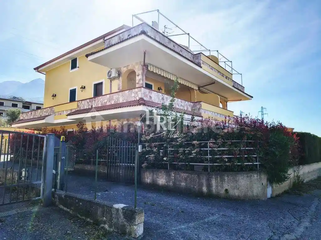 Villa in vendita a Belvedere Marittimo