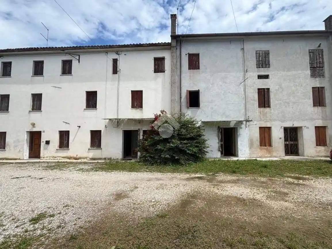 Rustico - Casale in vendita a Godega di Sant'Urbano