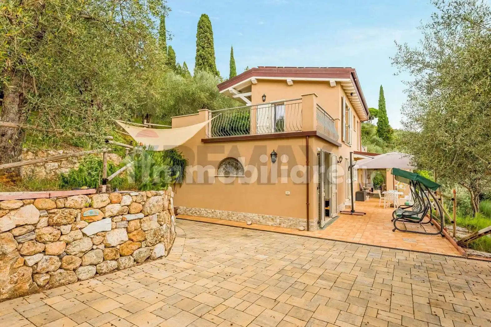 Casa indipendente in vendita a Camaiore