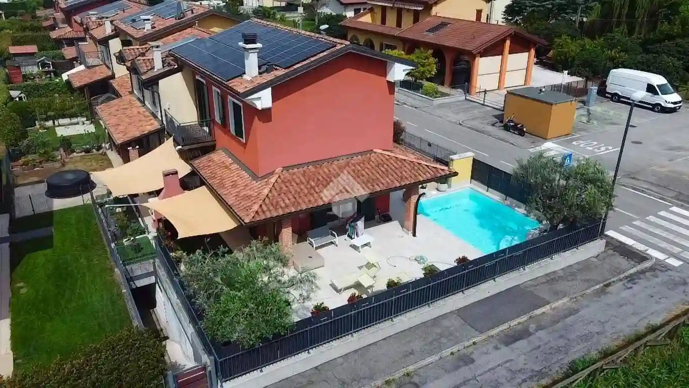 Villetta a schiera - foto 2