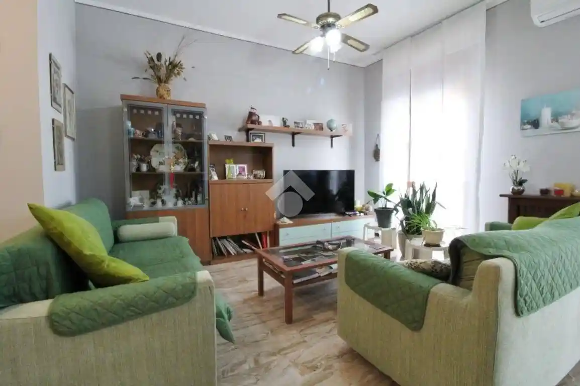 Appartamento in vendita a Voghera