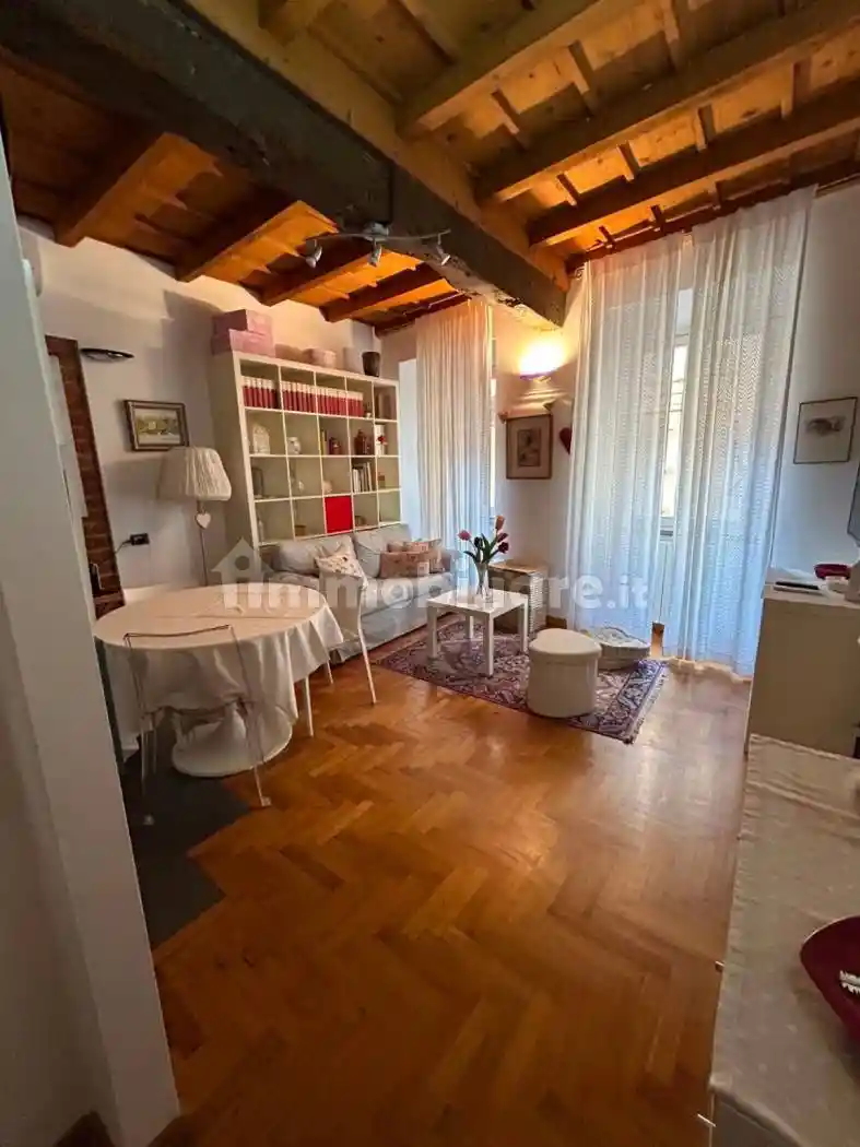 Appartamento in vendita a Pavia