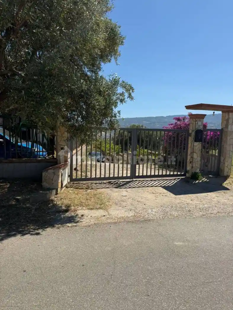 Appartamento in vendita a Lattarico