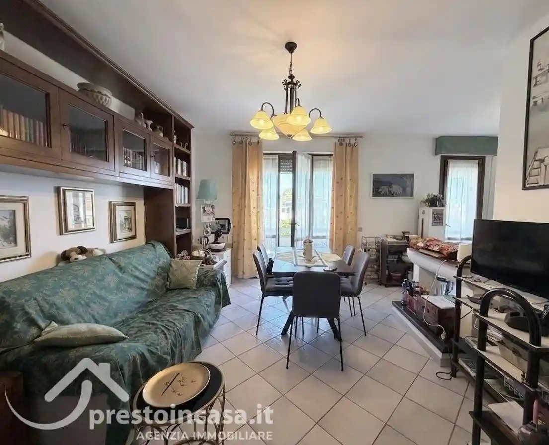 Appartamento in vendita a Viareggio