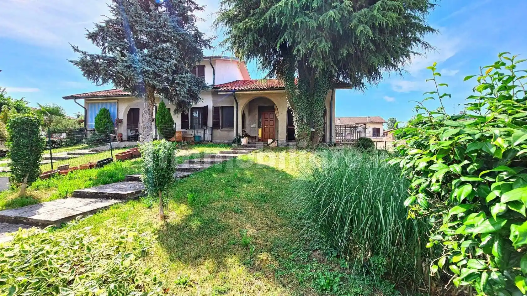 Villa in vendita a Robecco sul Naviglio