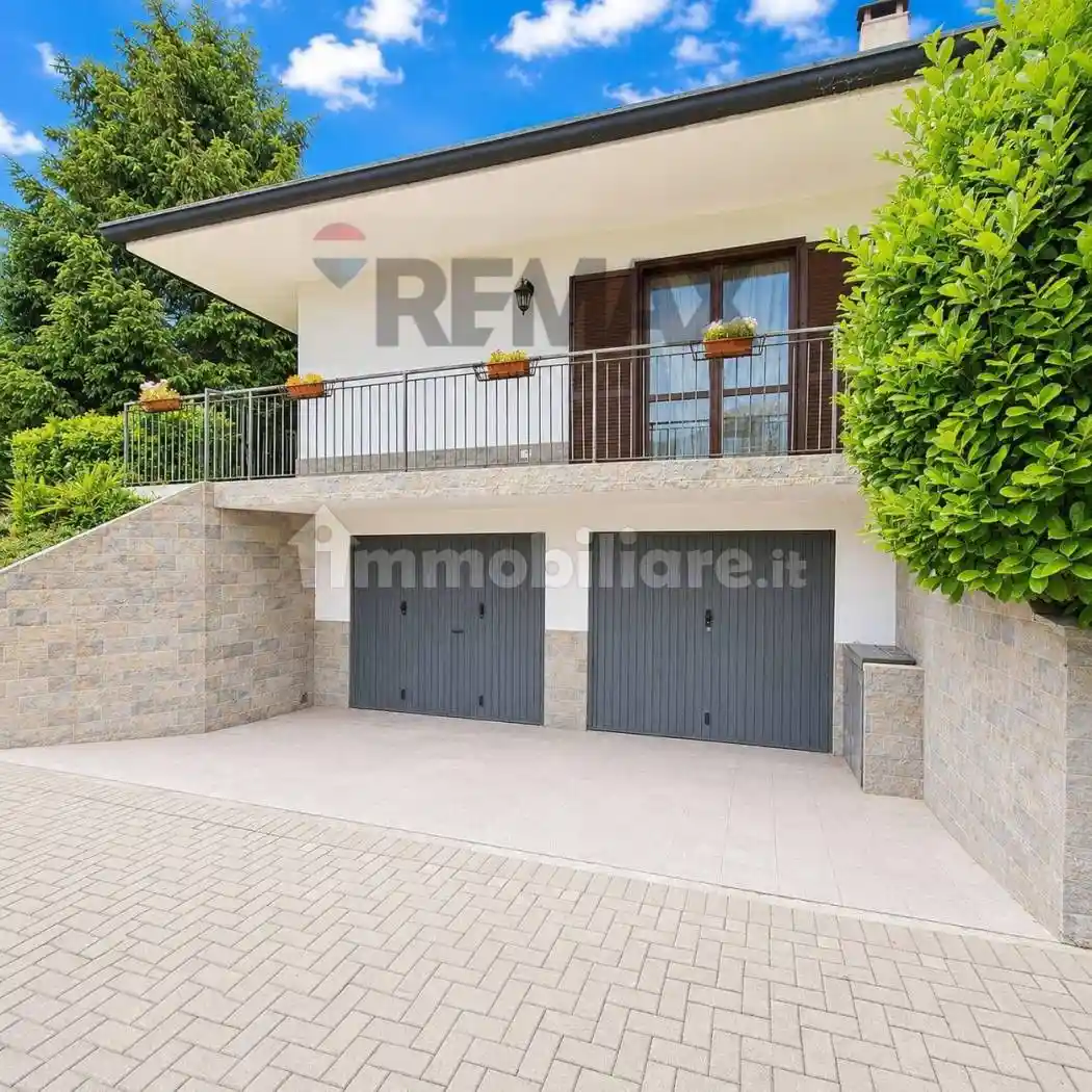 Villa in vendita a Ardenno