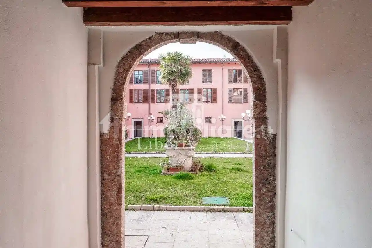 Appartamento in vendita a Padenghe sul Garda