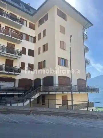 Appartamento in vendita a Teglio