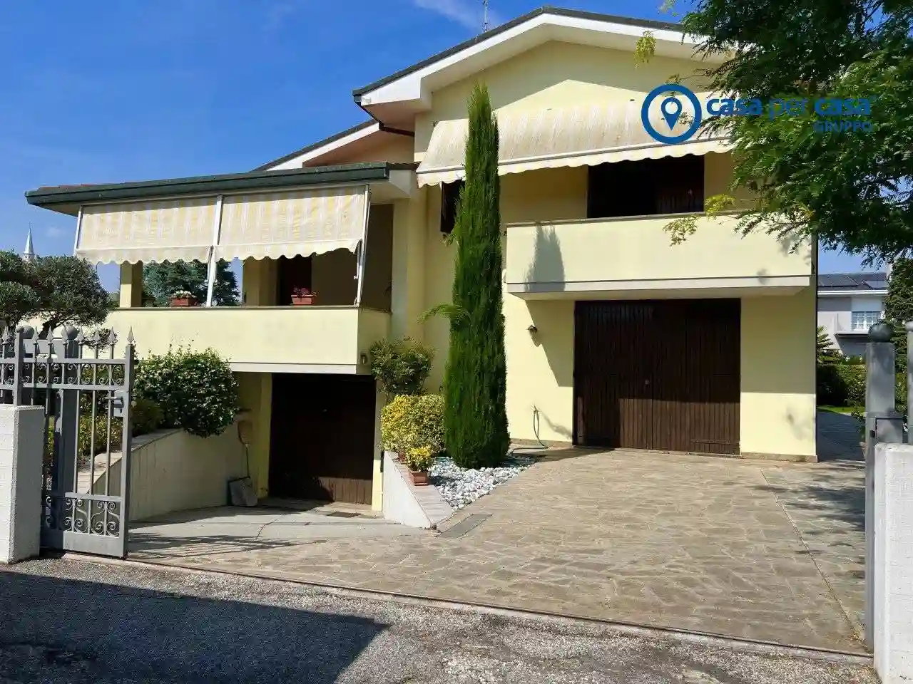 Villa - foto 2