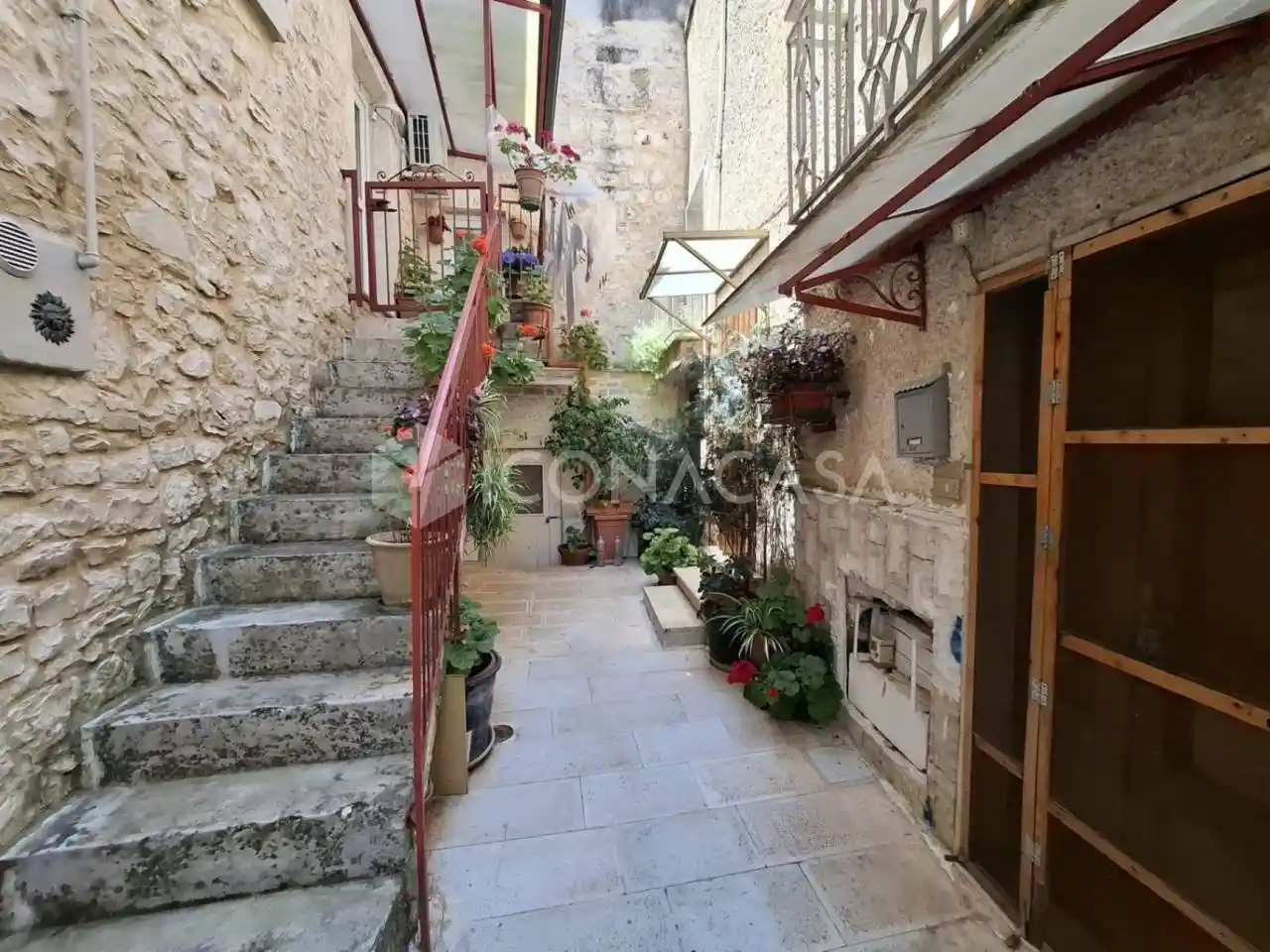 Casa indipendente in vendita a Cassano delle Murge