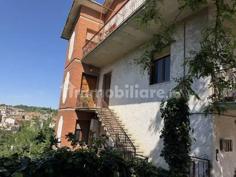 Appartamento in vendita a Scansano