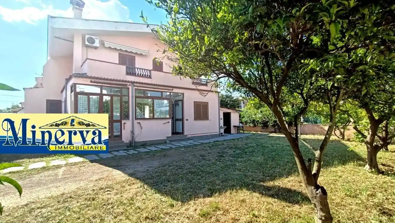 Villa in vendita a Anzio