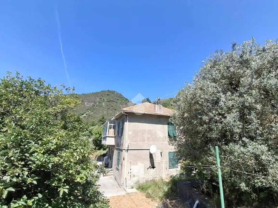 Appartamento in vendita a Genova