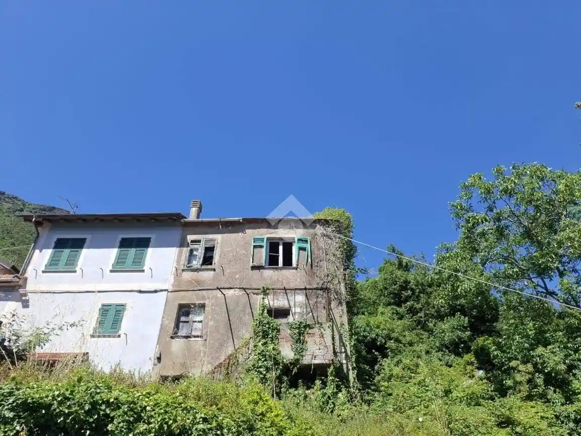 Rustico - Casale in vendita a Genova