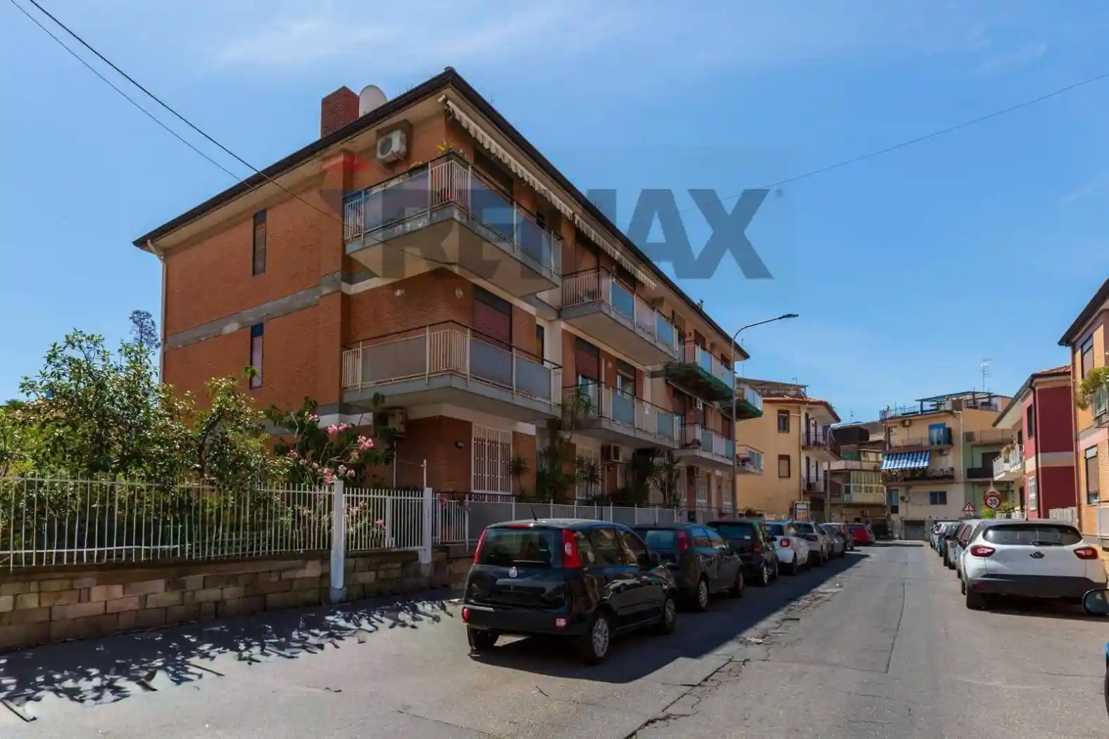 Appartamento in vendita a Aci Castello