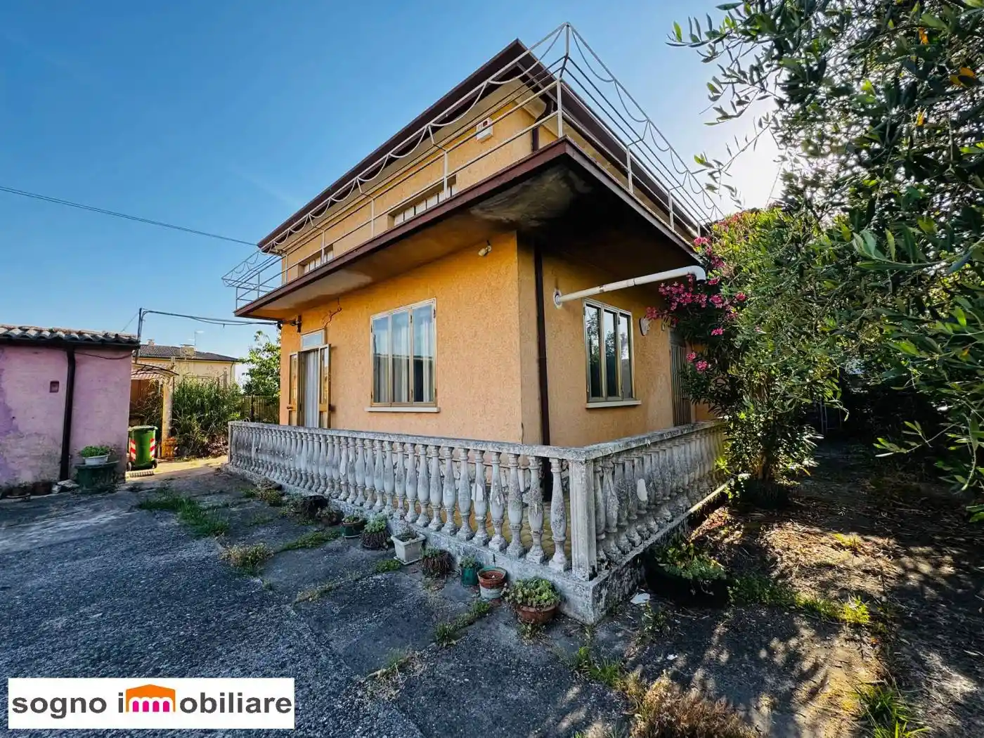 Villa in vendita a Terrazzo