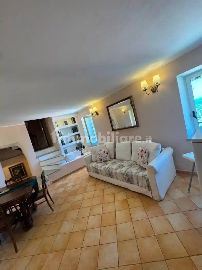 Casa indipendente in vendita a Monte San Biagio